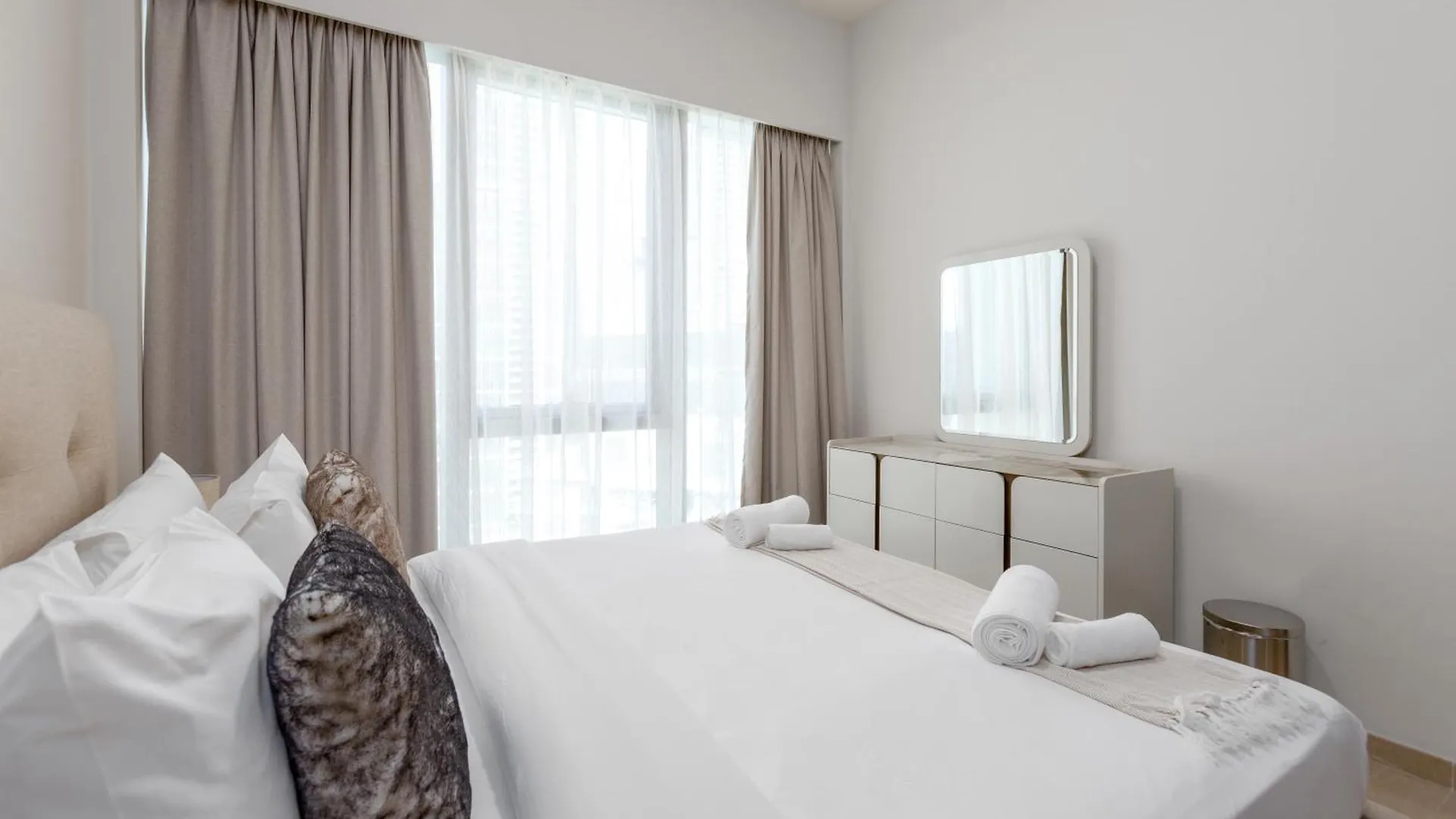 Brand New 1Br Apartment Near Burj Khalifa & Dubai Mall - Allsopp & Allsopp Birleşik Arap Emirlikleri